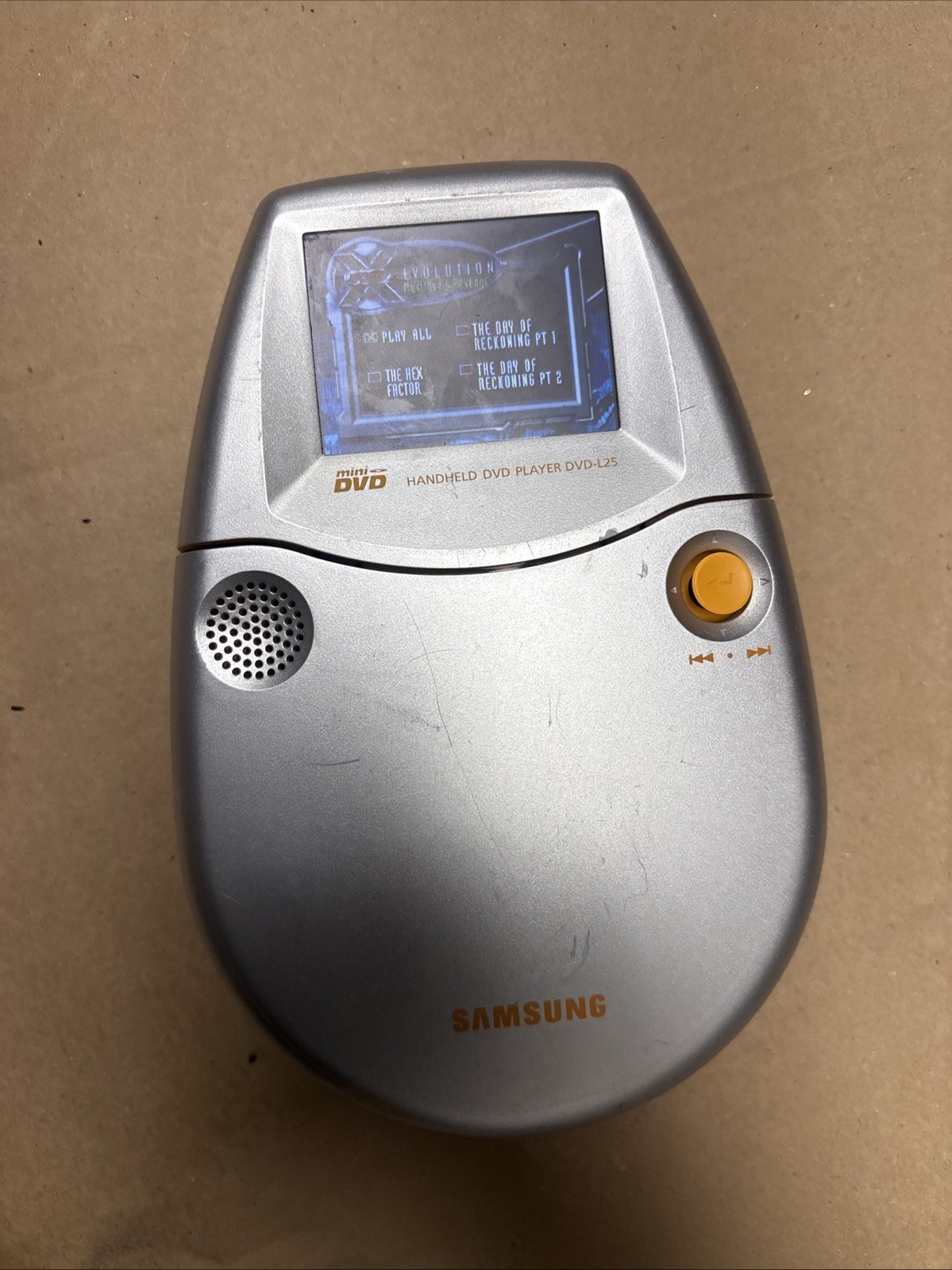 SAMSUNG DVD JR DVD-L25 Mini DVD Player w/Mini DVD X-Men Evolution Rare SAMSUNG DVD JR DVD-L25 Mini DVD Player w/Mini DVD X-Men Evolution Rare