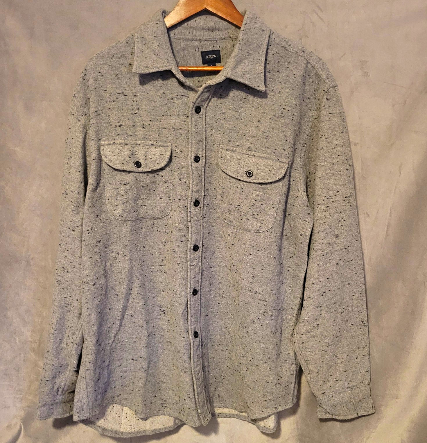 J.Crew Men\'s L Gray Speckled Knit Button-Up Shirt Jacket Long Sleeve Pocket NWT J.Crew Men\'s L Gray Speckled Knit Button-Up Shirt Jacket Long Sleeve Pocket NWT