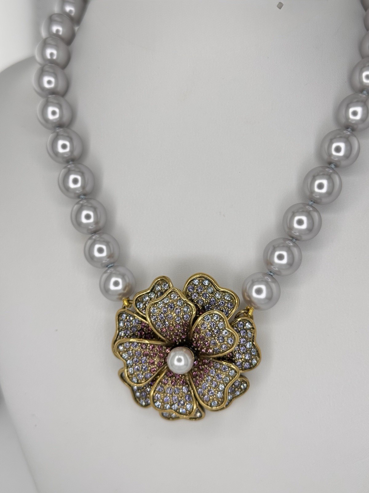 Signed Heidi Daus Lavender Flower Swarovski Necklace NEVER WORN Signed Heidi Daus Lavender Flower Swarovski Necklace NEVER WORN