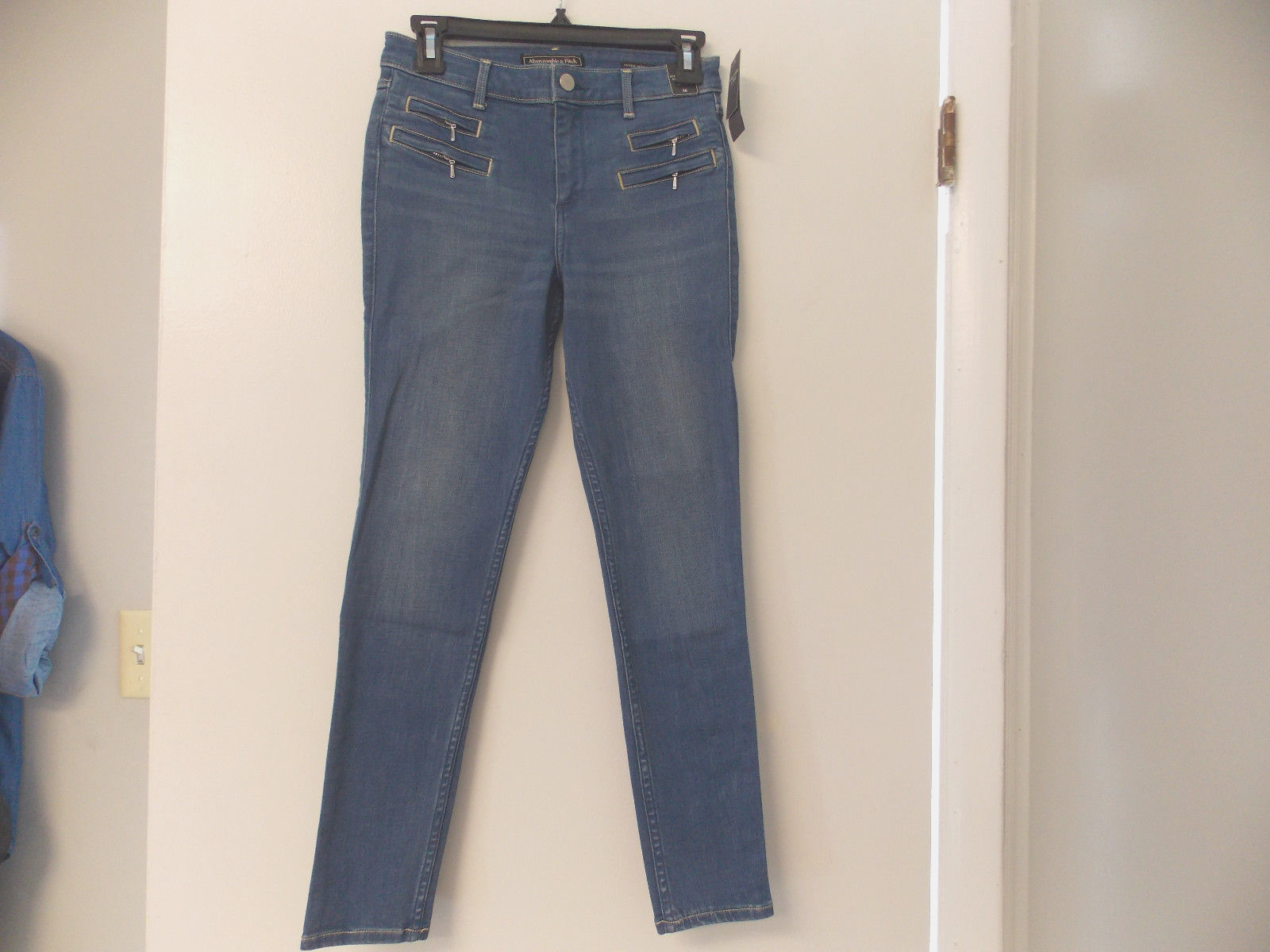 NWT A&F Sig.Collection Super Skinny Mid-Rise Ankle Jeans 4-zip pocket $78 26W
