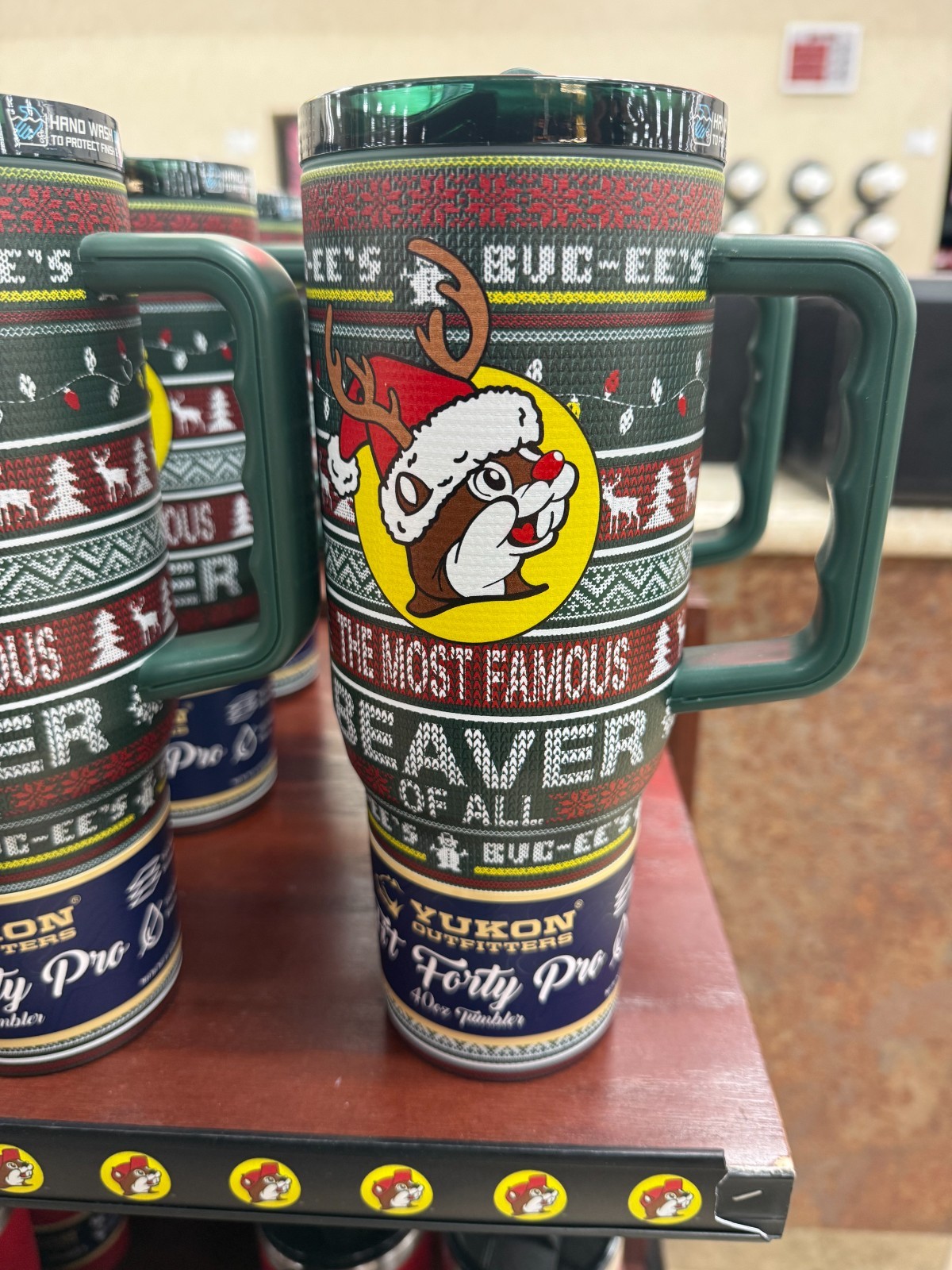 2026 NEW Buc-ee’s Green Christmas Tumbler 40oz 2026 NEW Buc-ee’s Green Christmas Tumbler 40oz
