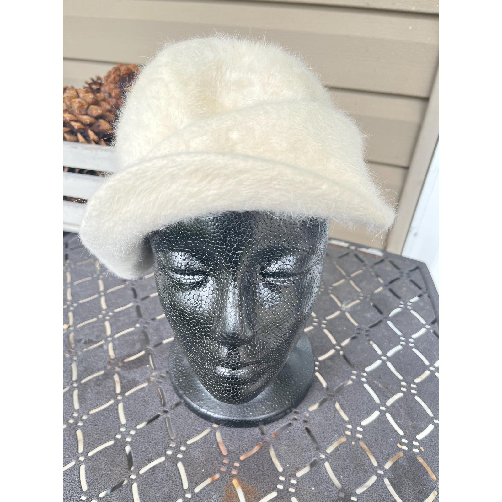 Vintage 1950s 1960s Cream Felt Cloche Hat Fowler’s Dept Store New York Size 22
