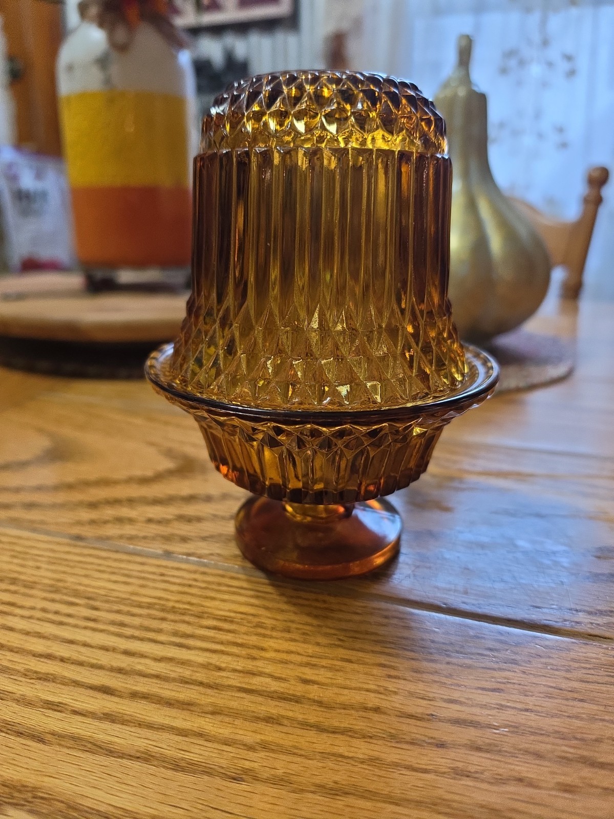 Vintage MCM Indiana Glass Diamond Point Golden Amber Fairy Lamp Vintage MCM Indiana Glass Diamond Point Golden Amber Fairy Lamp