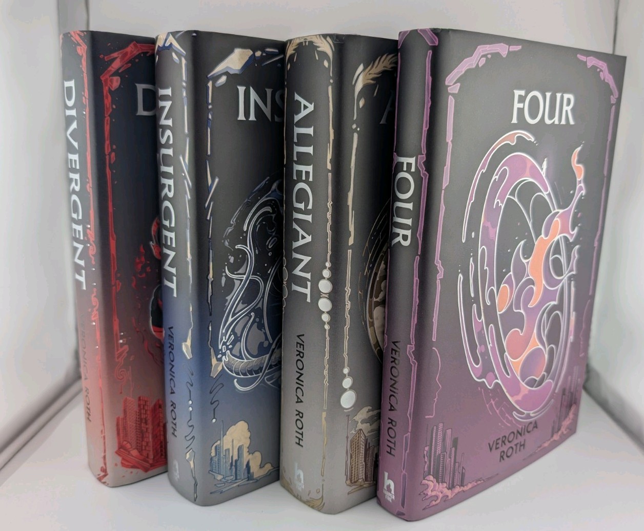 Set Fairyloot Exclusive Signed Edition Veronica Roth Divergent Series 4-Books