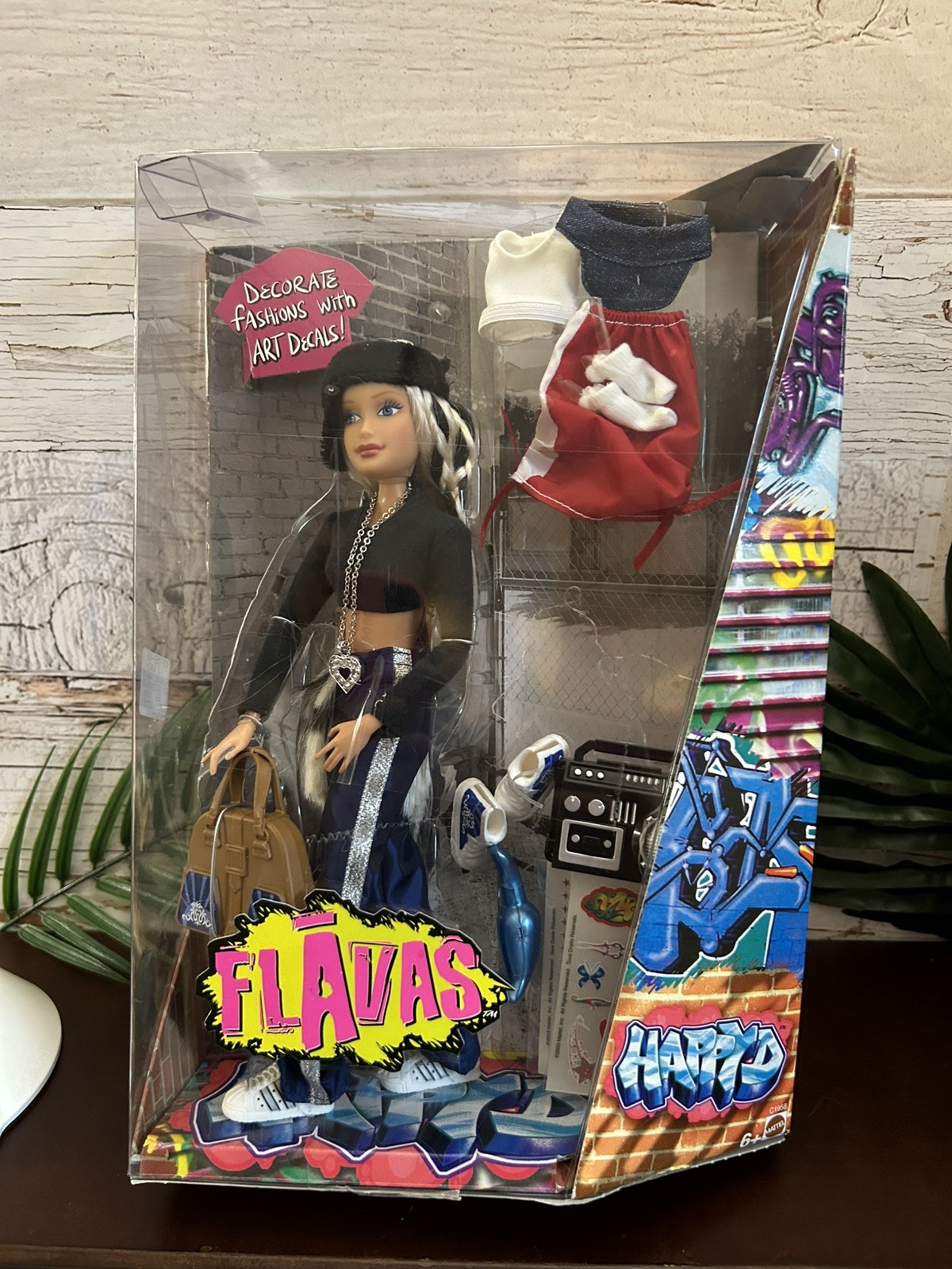 Mattel 2003 Flavas HAPPY D Fashion Doll 2003 Mattel 2003 Flavas HAPPY D Fashion Doll 2003