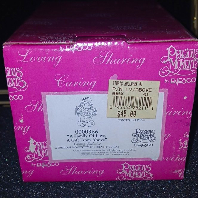 Precious Moments Lot Of 3 2 In The Same Set Plus 1 More. Pink Box Lot Precious Moments Lot Of 3 2 In The Same Set Plus 1 More. Pink Box Lot