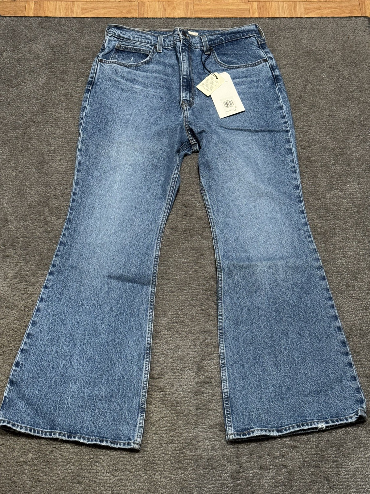 Levi\'s Premium 70’s High Rise Flare Women’s Jeans Size 32x30 Blue Levi\'s Premium 70’s High Rise Flare Women’s Jeans Size 32x30 Blue