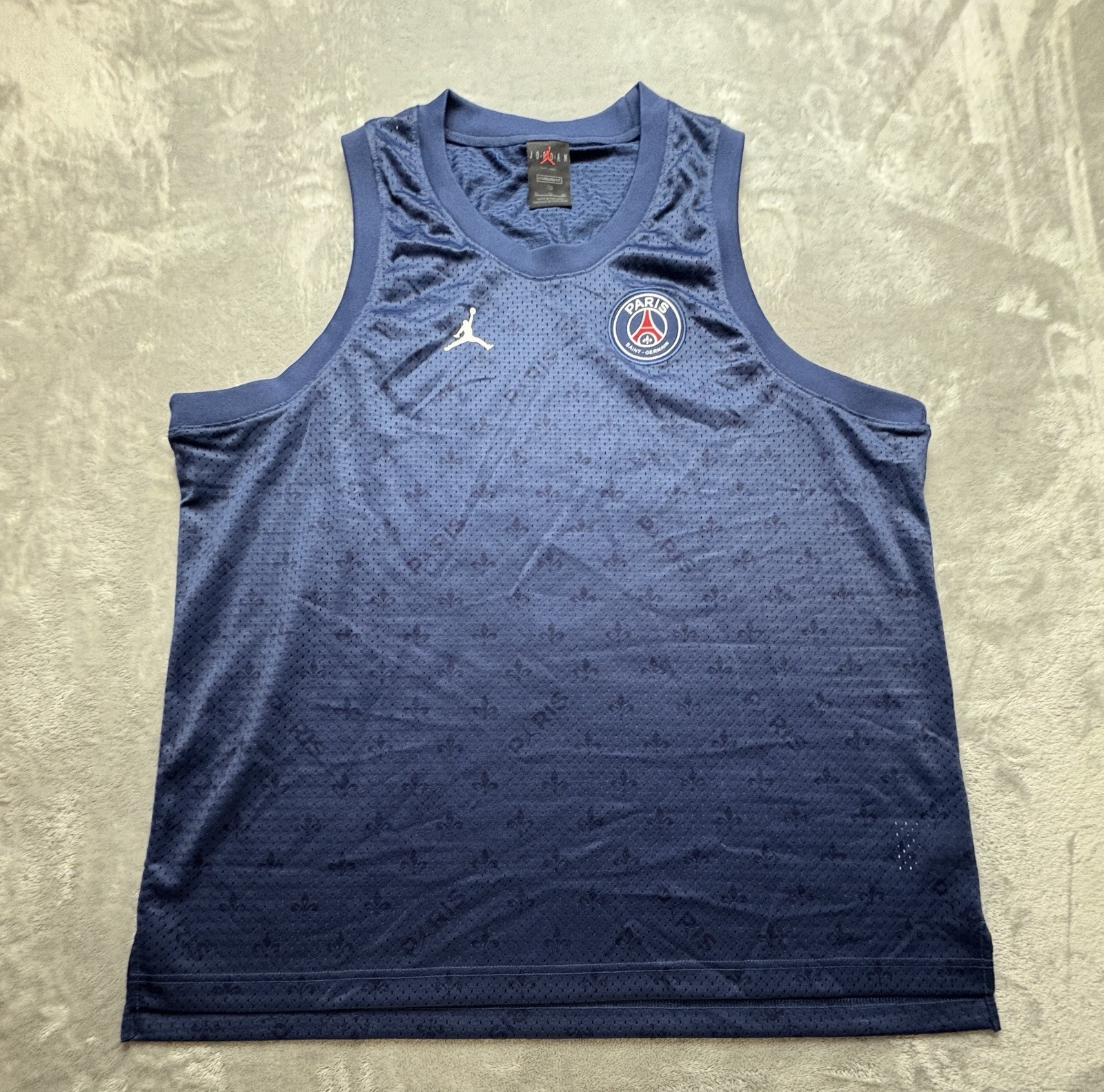 Nike PSG x Jordan Mesh Jersey - Navy 2021-2022 XL Nike PSG x Jordan Mesh Jersey - Navy 2021-2022 XL