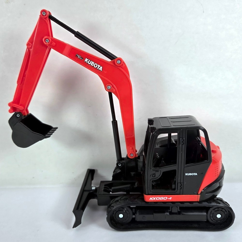 New Ray Kubota KX080-4 Compact Excavator 1:32 New Ray Kubota KX080-4 Compact Excavator 1:32