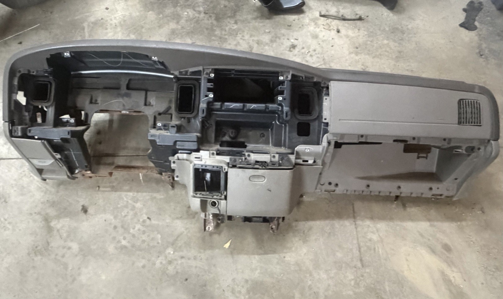 03-05 DODGE RAM 2500 3500 DASH PANEL DASHBOARD ASSEMBLY OEM