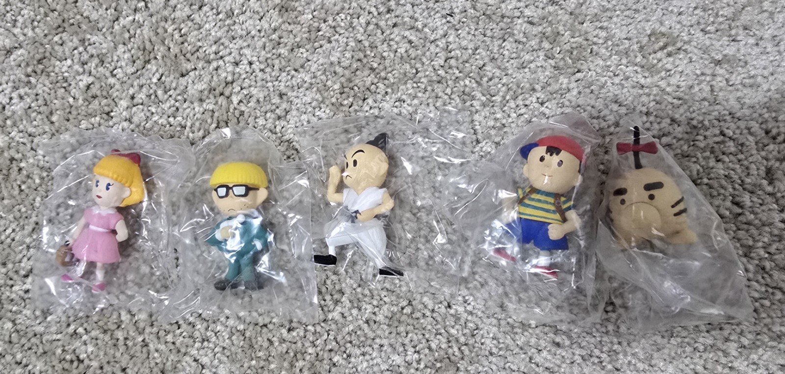 Tomy MOTHER 2 EarthBound Figures Complete Set x5 Capsule Gacha Nintendo Ness Tomy MOTHER 2 EarthBound Figures Complete Set x5 Capsule Gacha Nintendo Ness