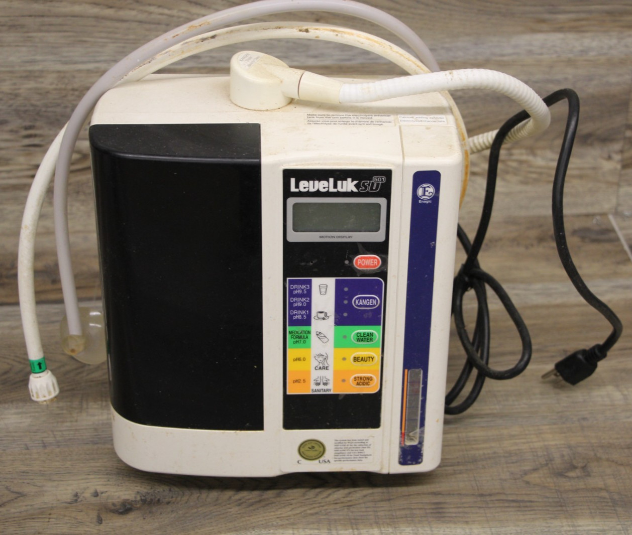 Enagic LeveLuk SD501 TYH-401 Alkaline Kangen Water Ionizer System White
