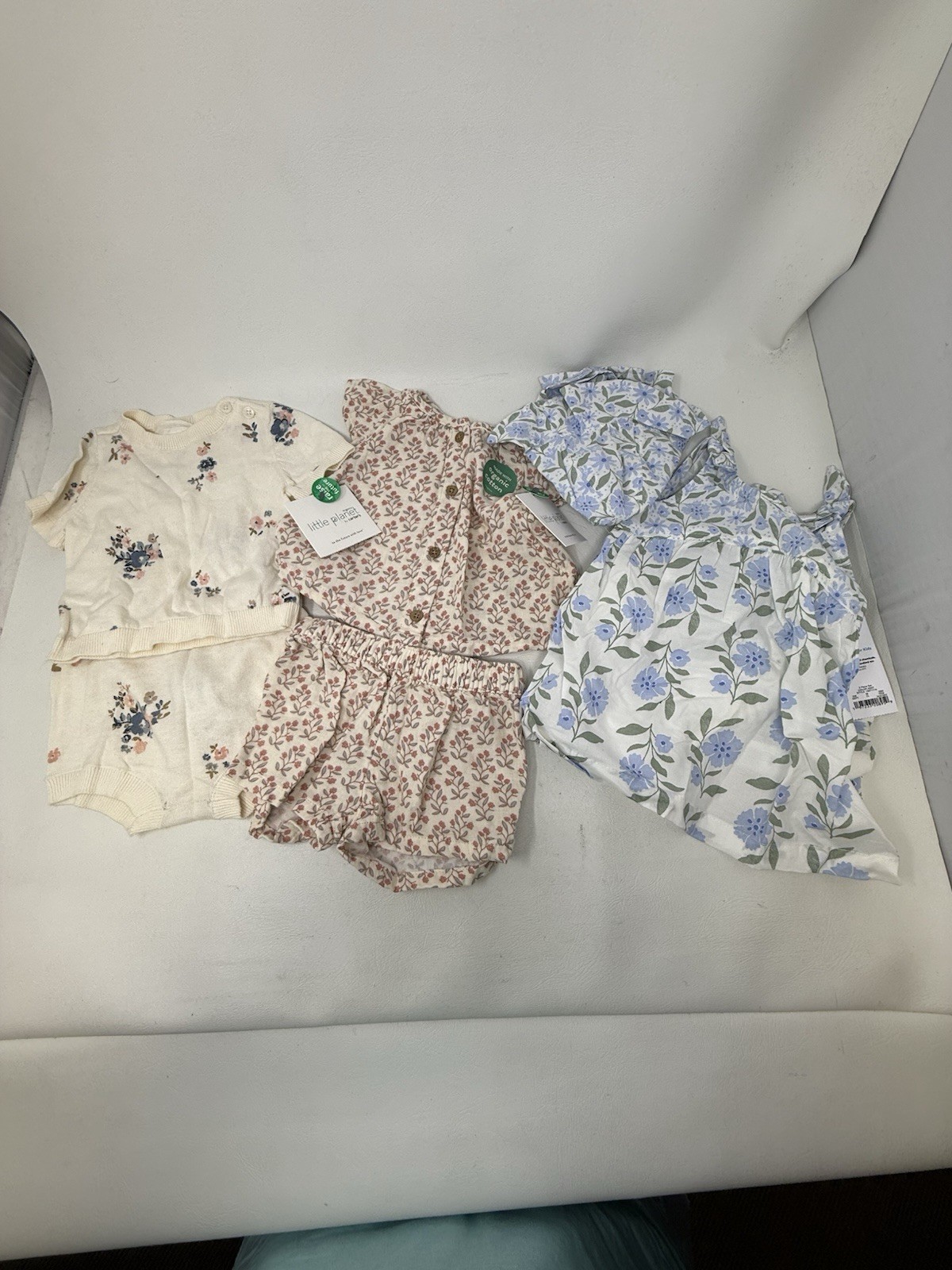 Little Planet Organic by Carter's 3M Outfits (2) & Carters one-piece w/hat 3 mos Little Planet Organic by Carter's 3M Outfits (2) & Carters one-piece w/hat 3 mos