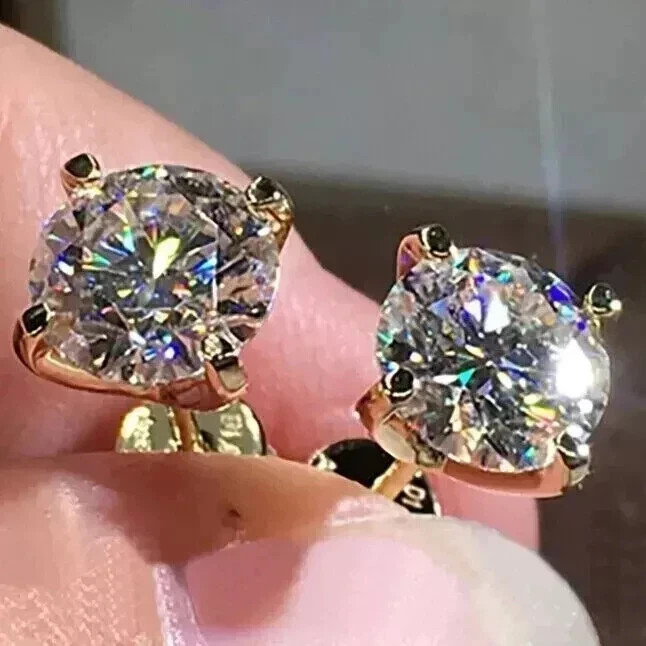 1.1Ct Round Cut Lab Created Diamond Women\'s Stud Earrings 14K Yellow Gold Plated