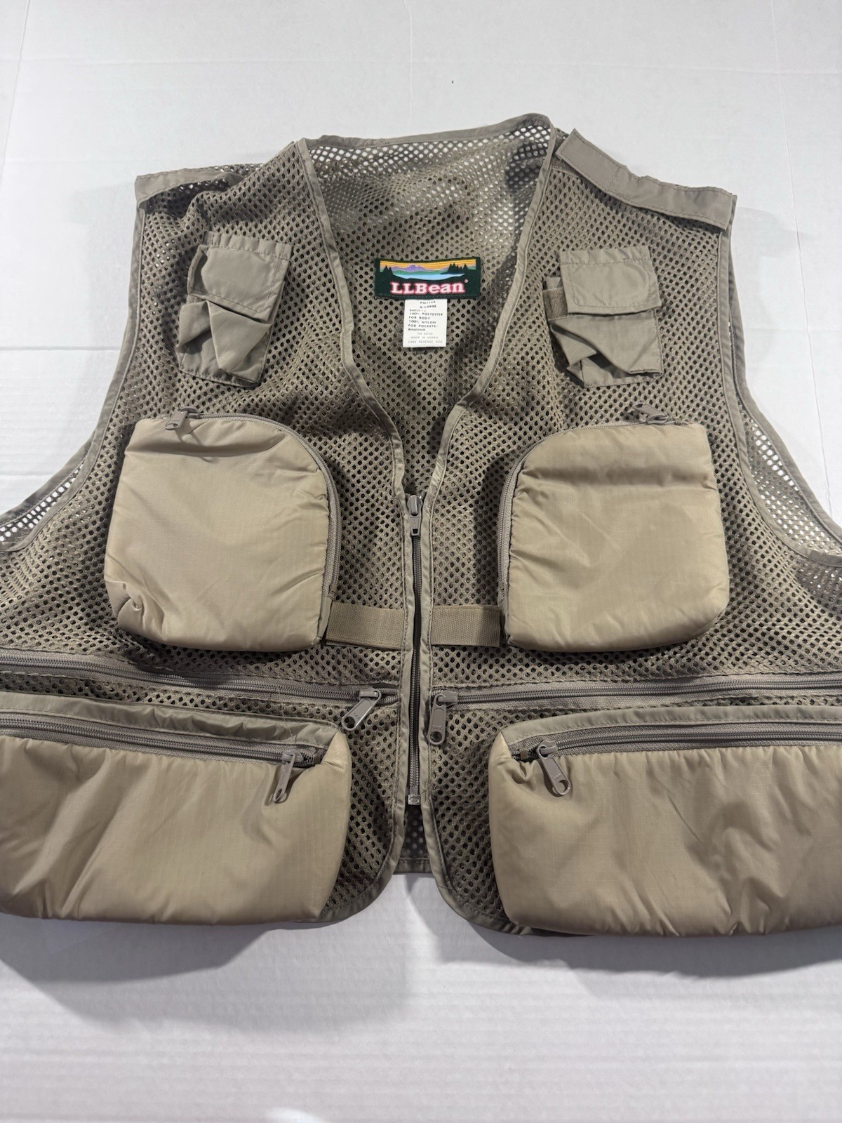 Vintage LL Bean Fly Fishing Vest XL Mesh Multi Pocket Khaki Made Korea Outdoors Vintage LL Bean Fly Fishing Vest XL Mesh Multi Pocket Khaki Made Korea Outdoors