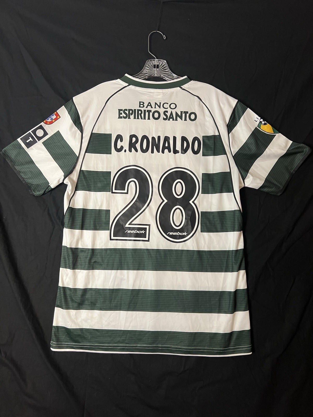2002/2003 Sporting CP Cristiano Ronaldo Rookie Mens XL Long Sleeve Retro Jersey 2002/2003 Sporting CP Cristiano Ronaldo Rookie Mens XL Long Sleeve Retro Jersey