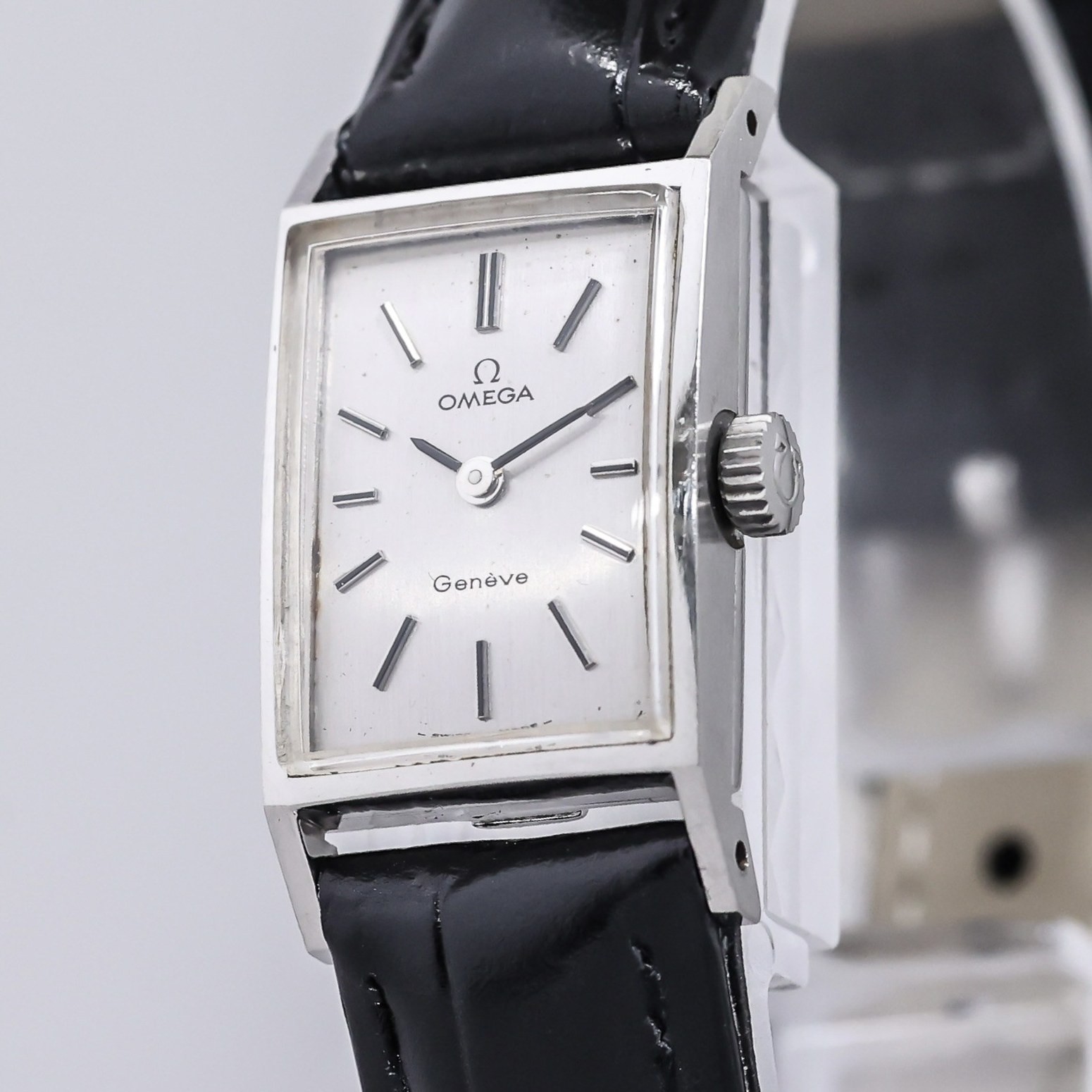 Vintage 1969 **NEAR MINT** OMEGA Geneve Cal.485 Manual Winding Tank 15mm Women\'s