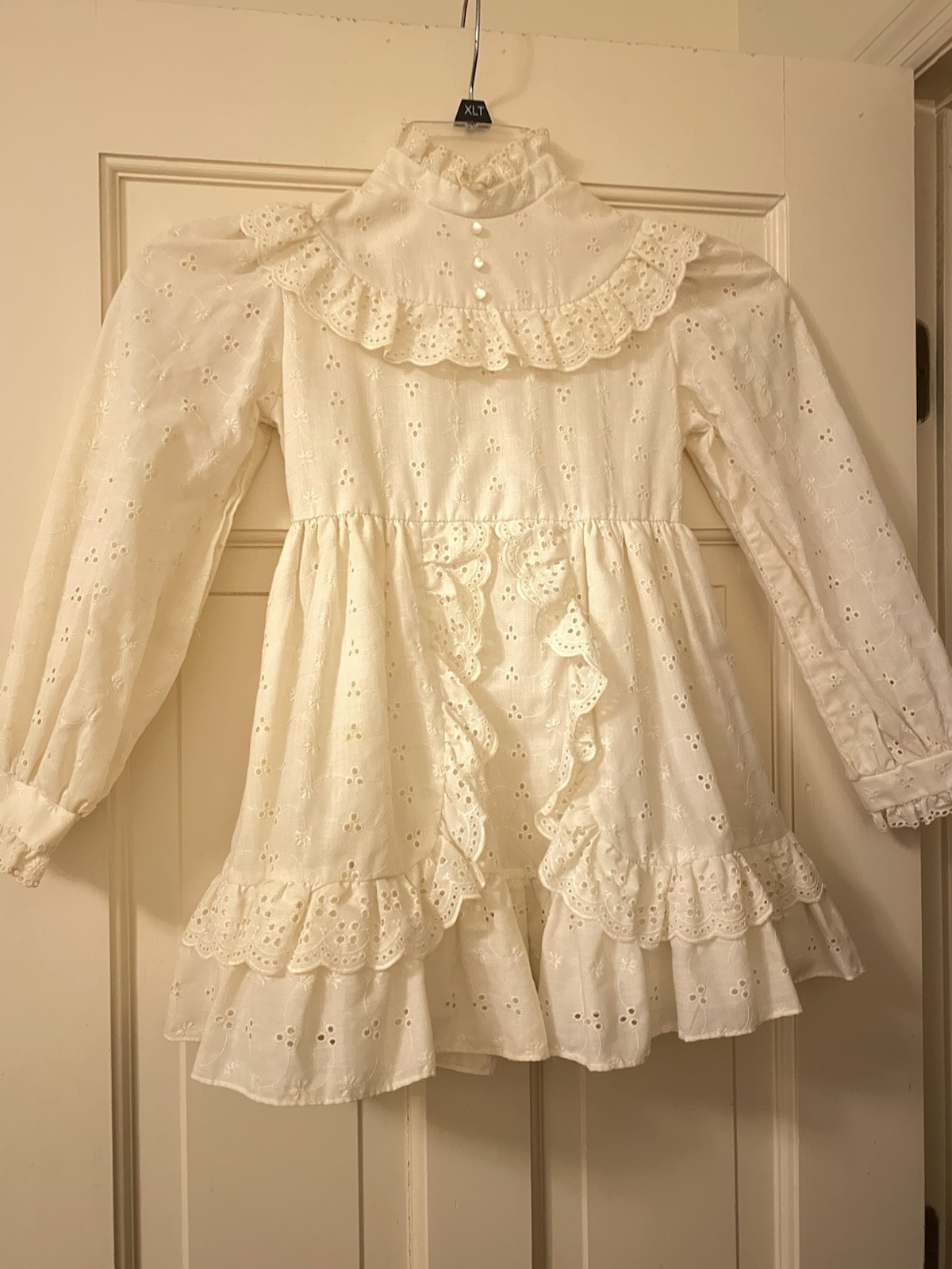 Vintage girl’s Dorissa dress size 6x *see description. Vintage girl’s Dorissa dress size 6x *see description.