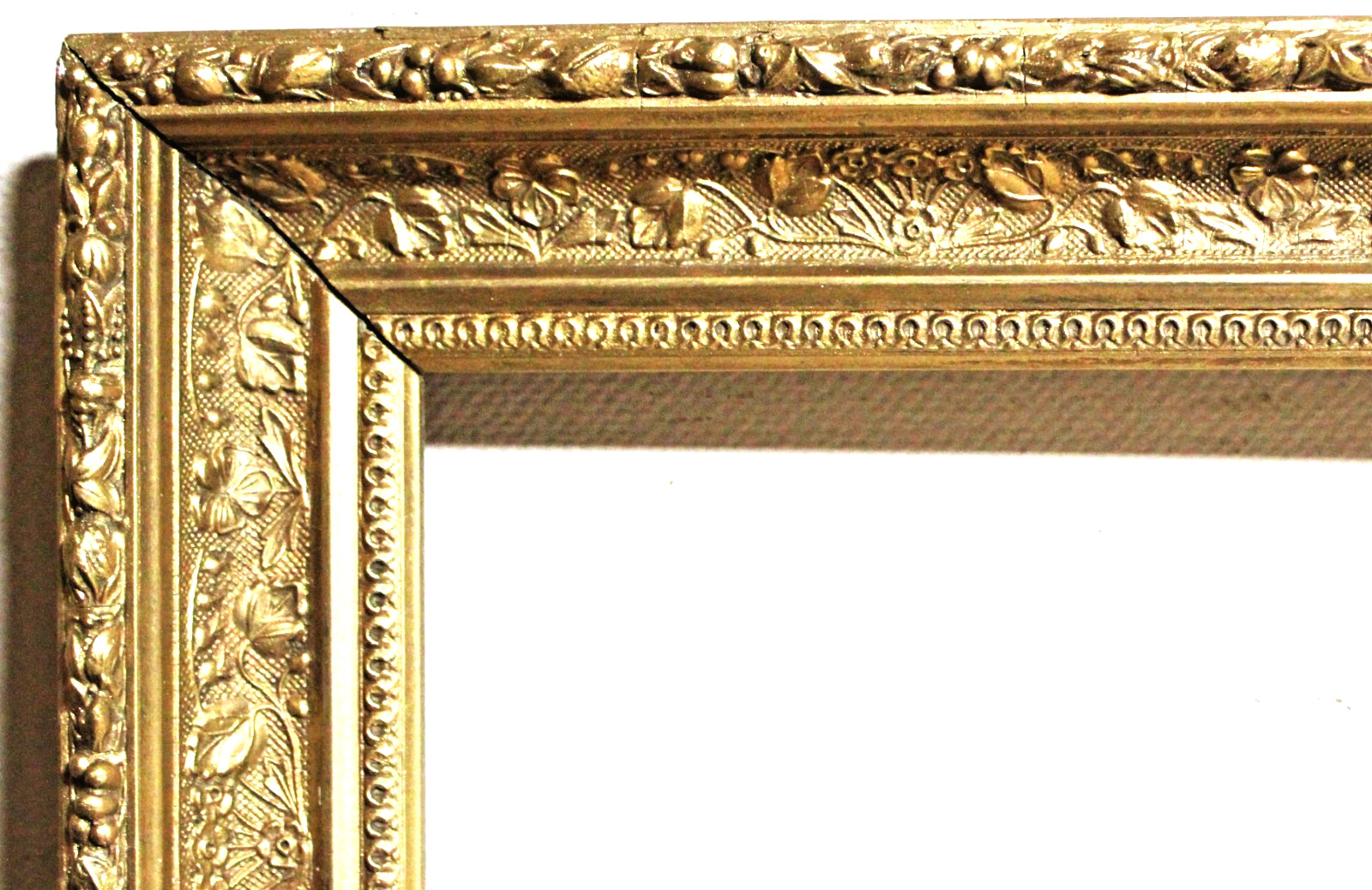ANTIQUE FITS 22 X 28\