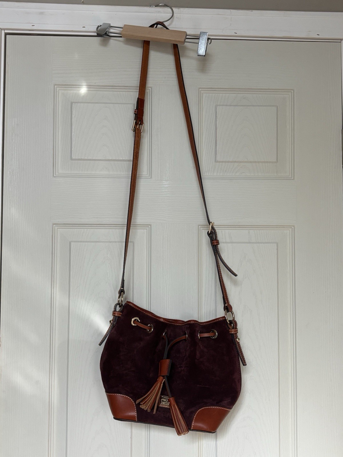 Dooney & Bourke Suede Dynamic Drawstring Crossbody Purse Wine Red Dooney & Bourke Suede Dynamic Drawstring Crossbody Purse Wine Red