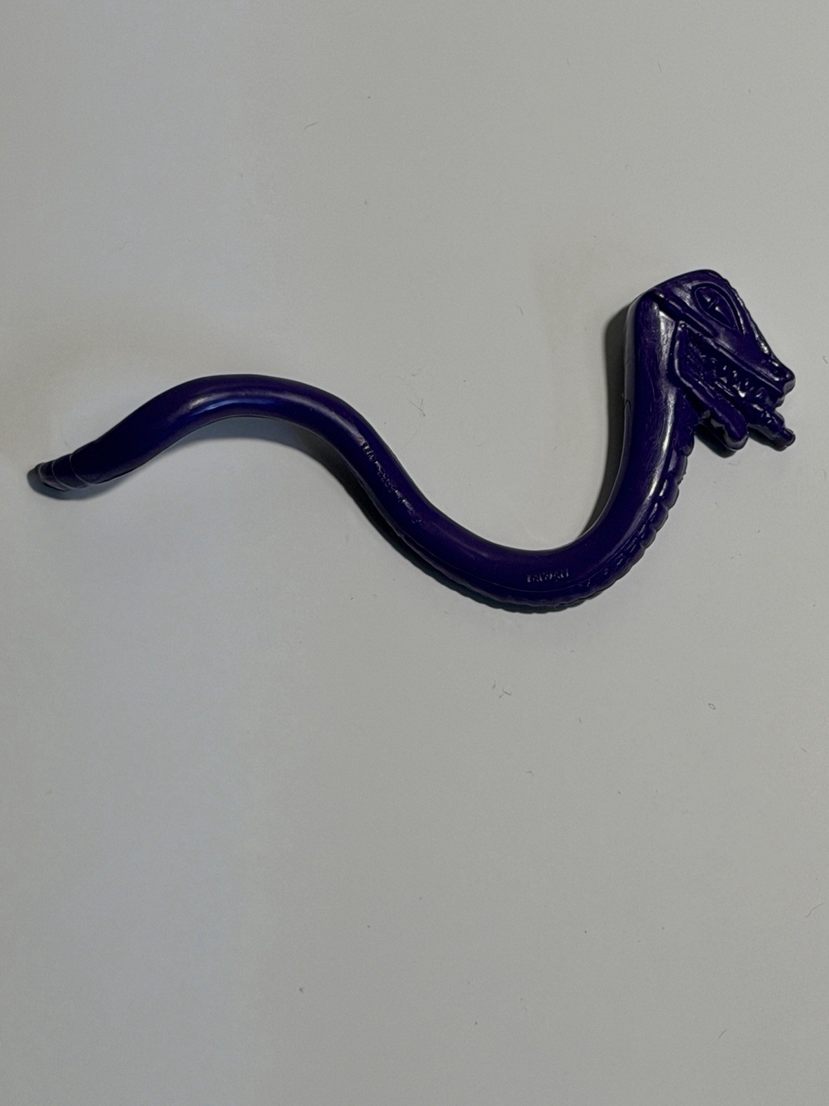 Vintage 1985 Mattel SSSQUEEZE Purple Snake Weapon MOTU Masters Of The Universe Vintage 1985 Mattel SSSQUEEZE Purple Snake Weapon MOTU Masters Of The Universe