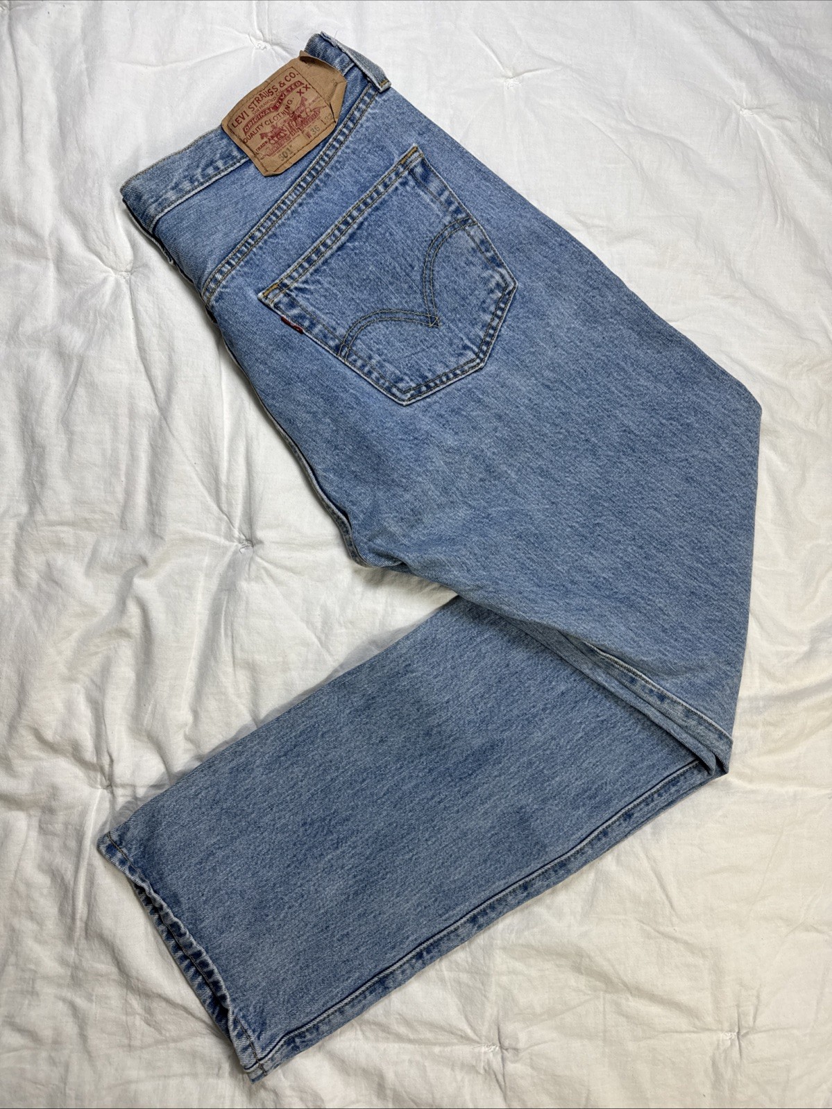 Vintage Levi\'s 501 Men\'s Straight Leg Button Fly Light Wash Jeans 36x32 Blue Vintage Levi\'s 501 Men\'s Straight Leg Button Fly Light Wash Jeans 36x32 Blue