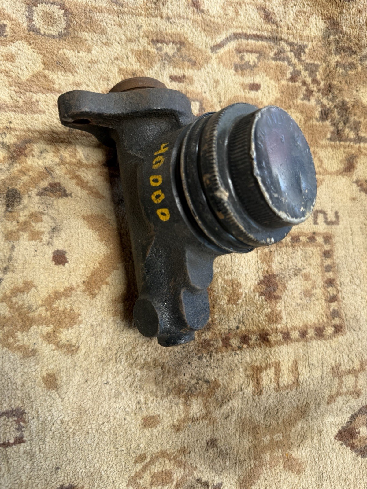 Vintage OEM Single Master Cylinder SAE 70R3 Cap Ford Chevy Core Vintage OEM Single Master Cylinder SAE 70R3 Cap Ford Chevy Core