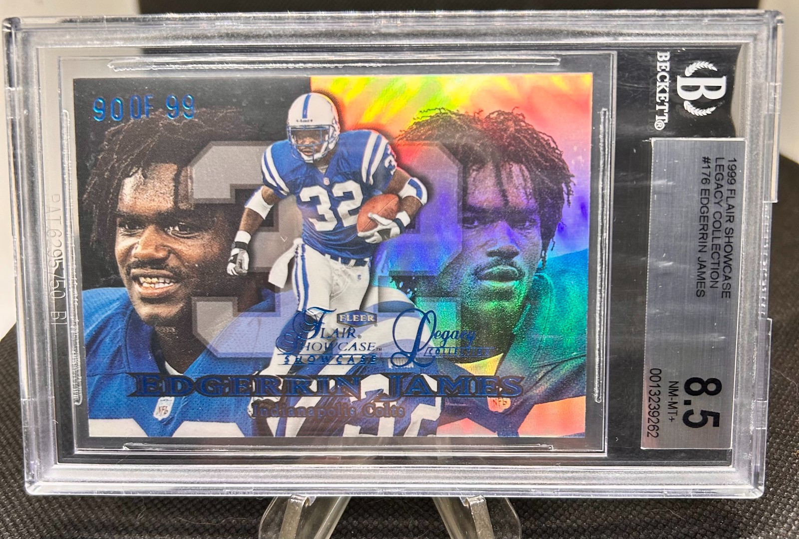 1999 Flair Showcase Legacy Collection-Edgerrin James-Blue RC SSP#90/99-BGS 8.5 1999 Flair Showcase Legacy Collection-Edgerrin James-Blue RC SSP#90/99-BGS 8.5
