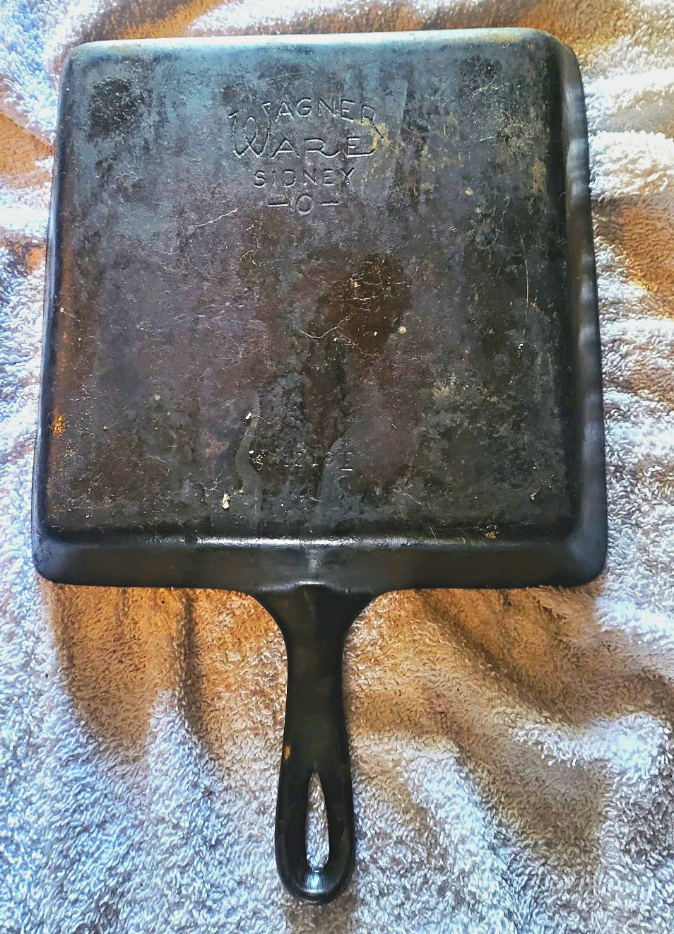 Wagner Ware Vintage Cast Iron Square Skillet Pan Griddle Collectible Metalware Wagner Ware Vintage Cast Iron Square Skillet Pan Griddle Collectible Metalware