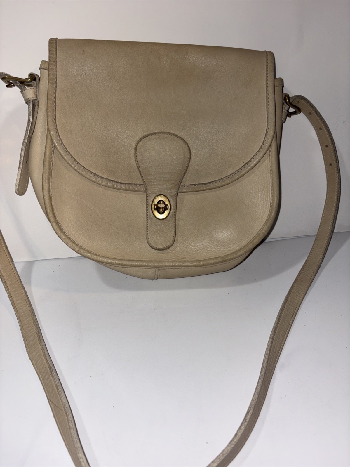 Vintage COACH Saddlery Bag 9535 Bone 80s NYC USA 8x9in Vintage COACH Saddlery Bag 9535 Bone 80s NYC USA 8x9in
