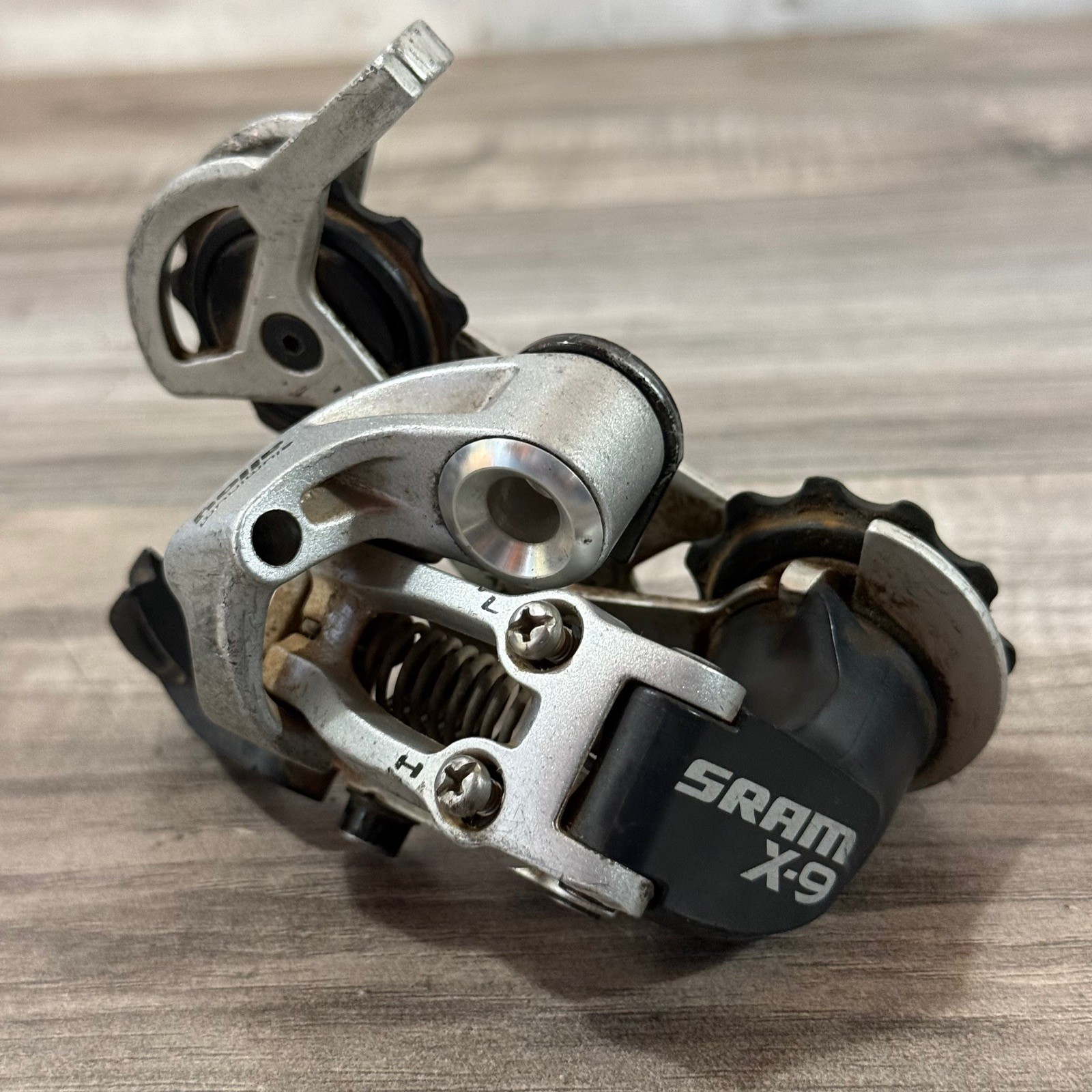 SRAM X9 X-9 Rear Derailleur 9 Speed 1:1 Actuation Medium Cage