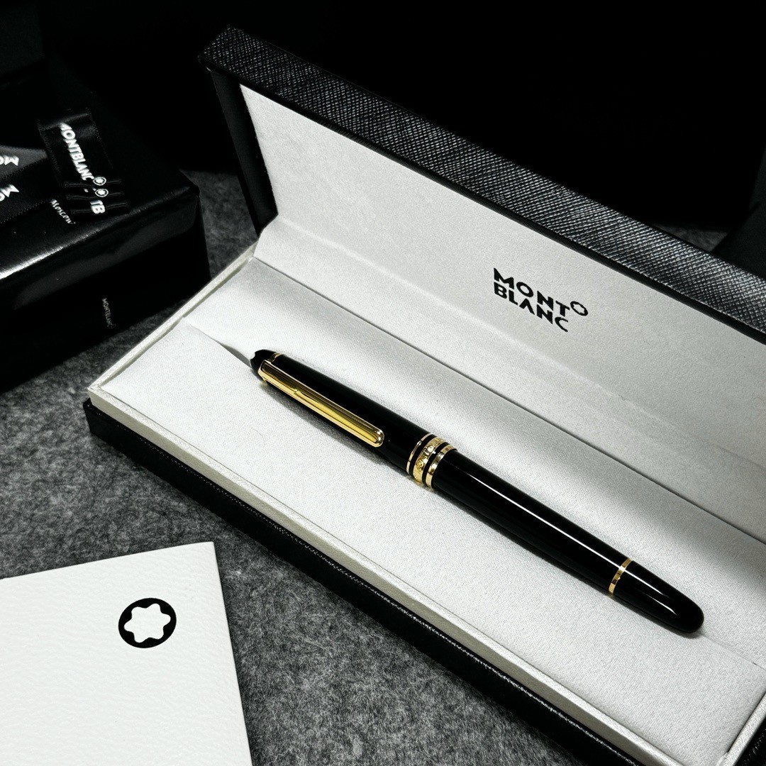 Montblanc Meisterstück Classique 163R Black Gold Rollerball Pen