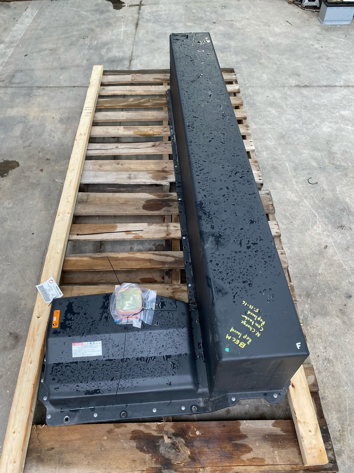 2011-2012 FISKER KARMA 2.0L RWD HYBRID 19.8KWH 58.5AH HIGH VOLTAGE BATTERY PACK
