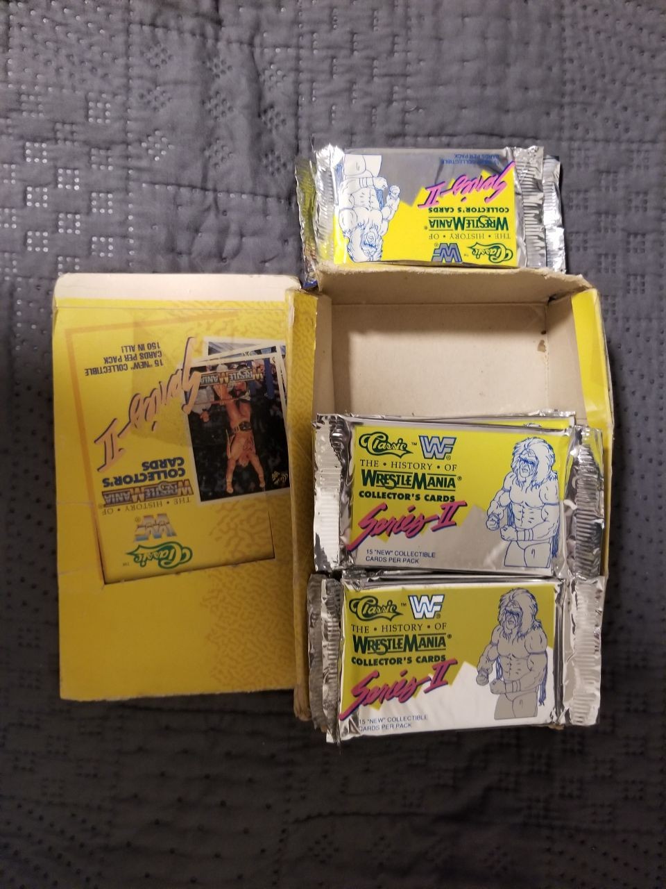 1990 WWF WRESTLEMANIA 1990 Classic Series II Box Hulk Hogan - 31 Unopened Packs