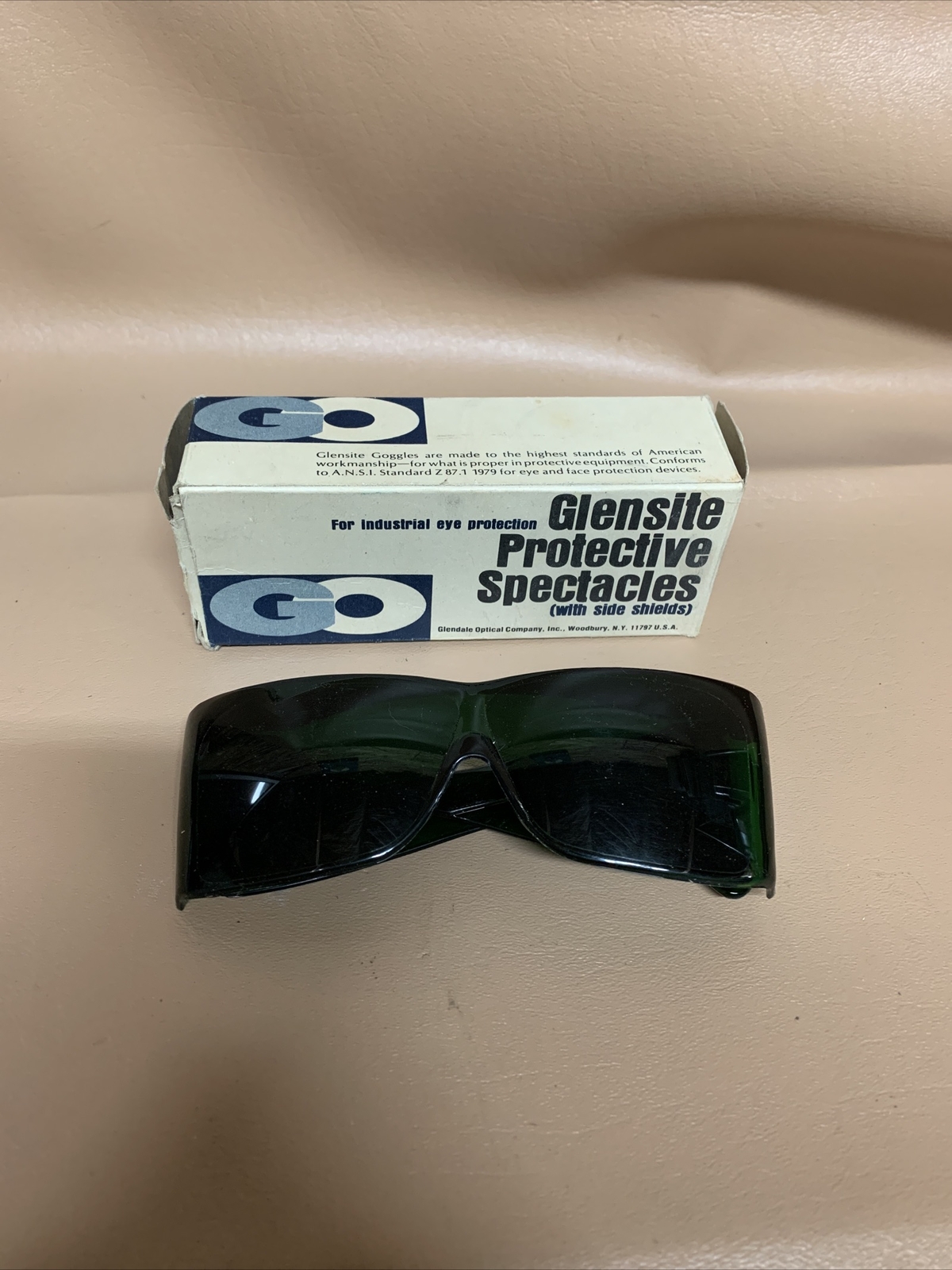 Vintage Glensite Safety Spectacles Glasses Green Shade 3 With Box Vintage Glensite Safety Spectacles Glasses Green Shade 3 With Box