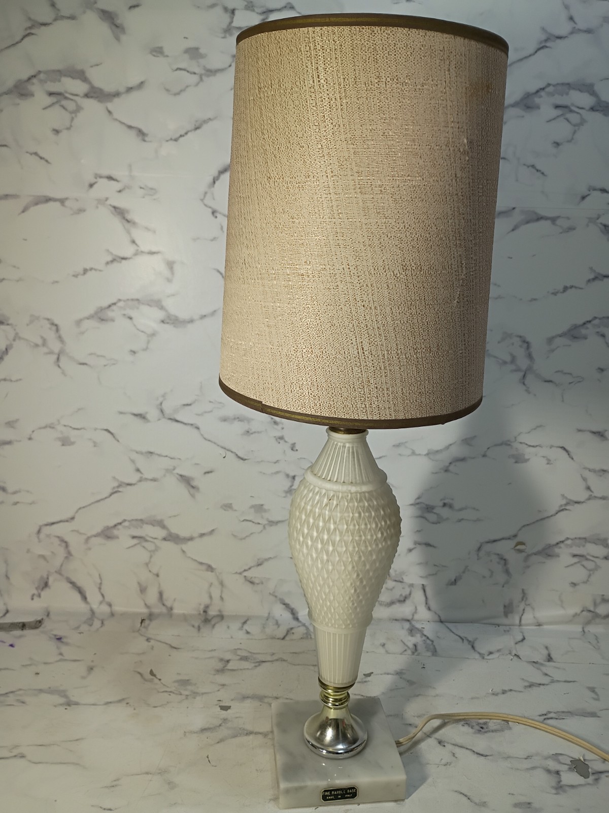 MCM White Frosted Leviton Quilted Pattern  Italian Marble Base Vtg Works