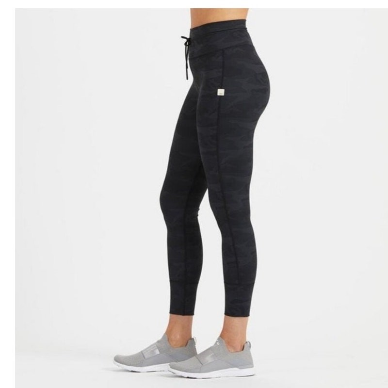 Vuori Black Camo High Rise Jogger Leggings Yoga Athleisure Women\'s Medium