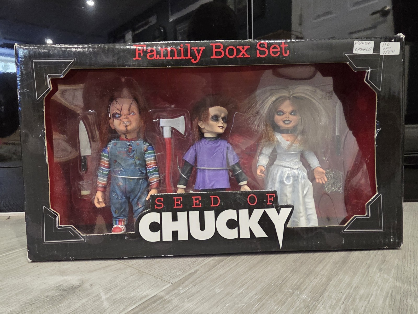 NECA Seed Of Chucky Family Box Set Reel Toys Child\'s Play Rare Action Figure NIB NECA Seed Of Chucky Family Box Set Reel Toys Child\'s Play Rare Action Figure NIB
