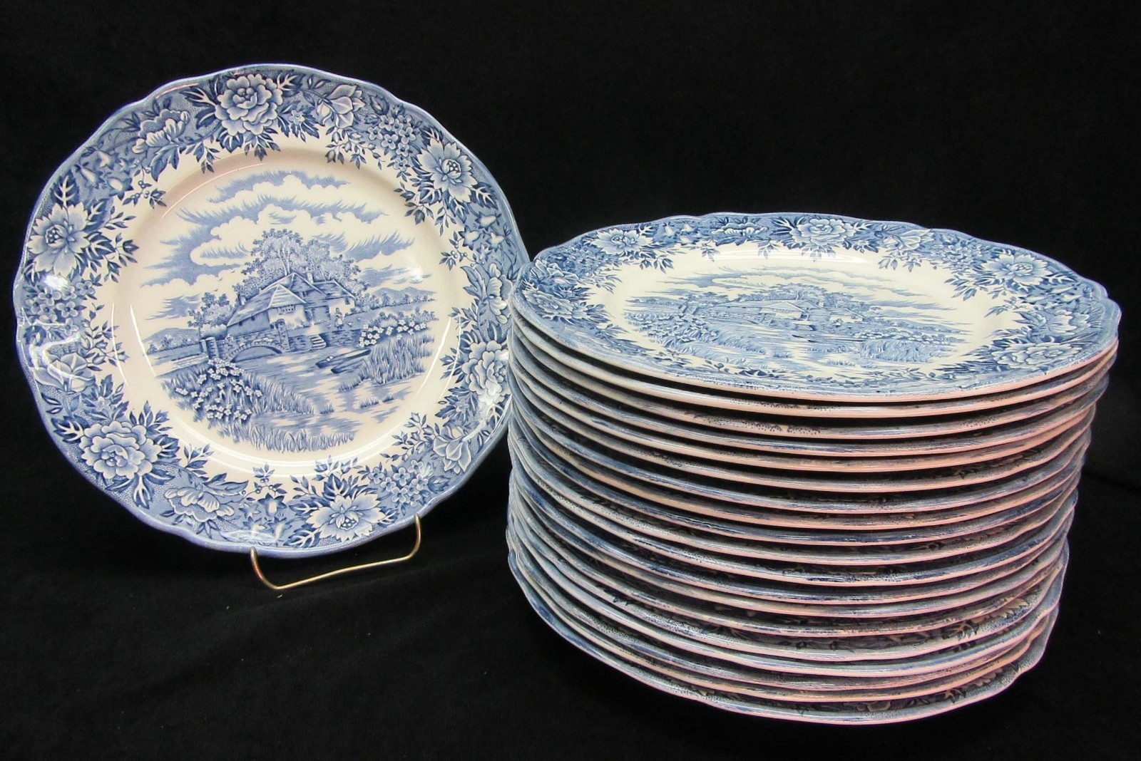 Vintage Salem Olde Staffordshire Blue English Village 6-1/2