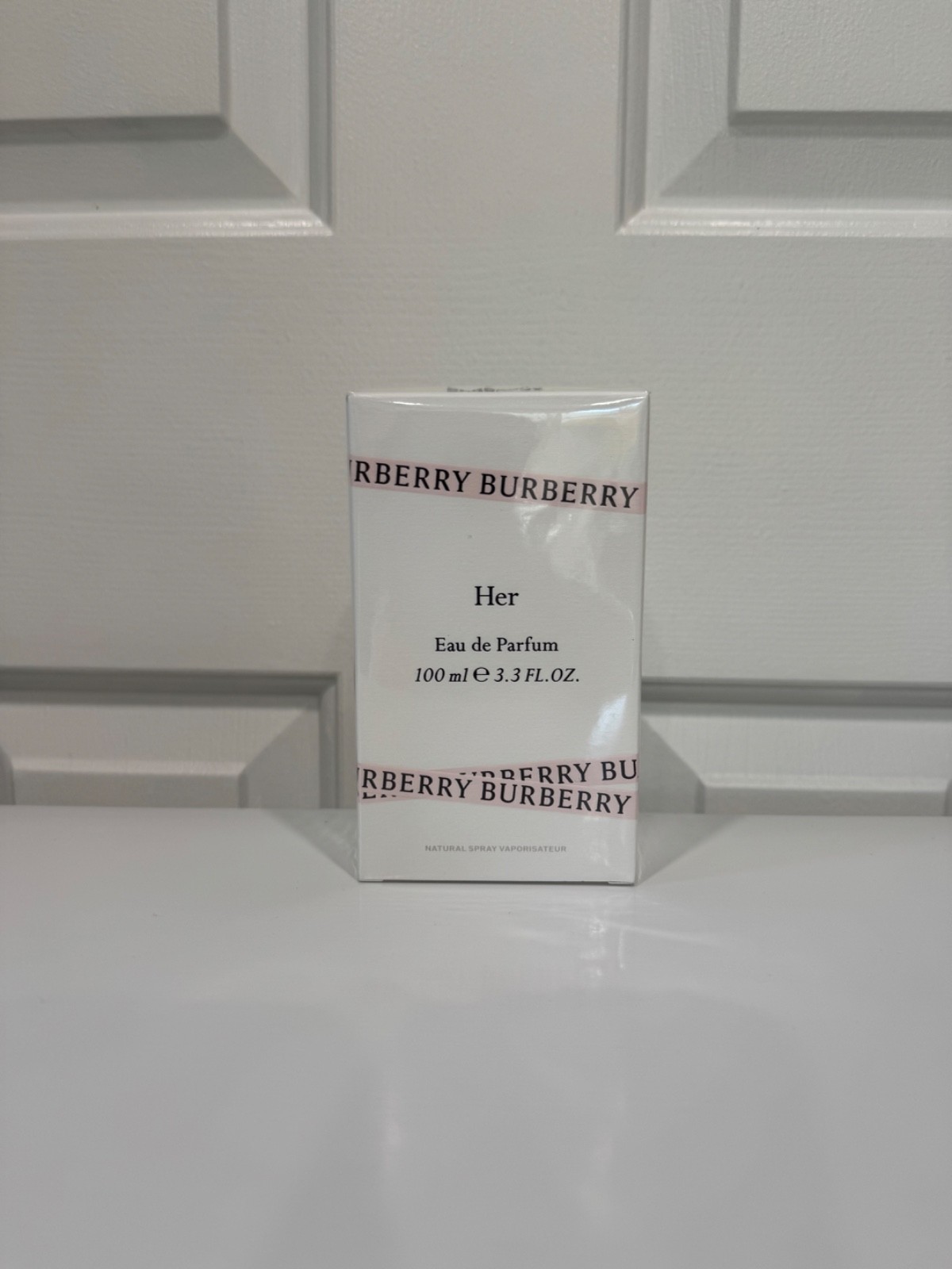 New in packaging Burberry Her Eau De Parfum Spray 3.3oz. New in packaging Burberry Her Eau De Parfum Spray 3.3oz.