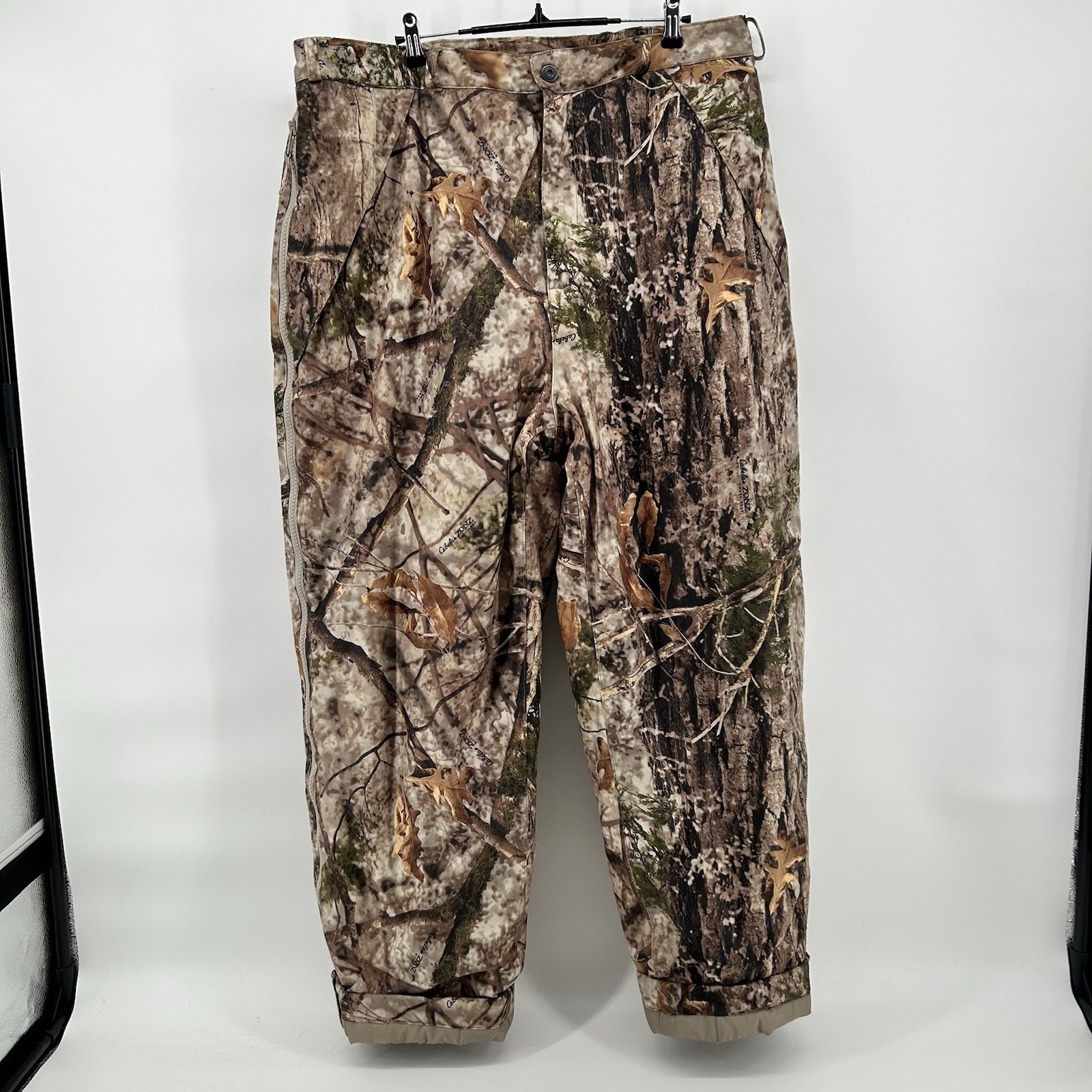 Cabelas Camo Hunting Pants Mens XL Insulated Side Zip Zonz Woodlands Camp
