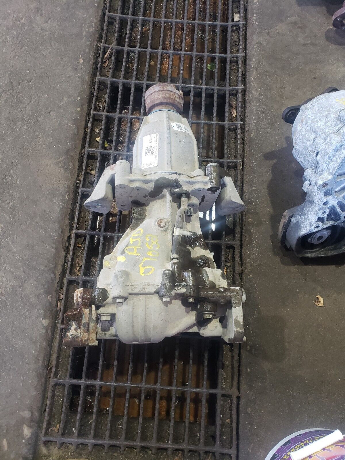 2013-2016 Ford Escape Rear Differential Carrier Assembly 3.51 Ratio S-150-A Used