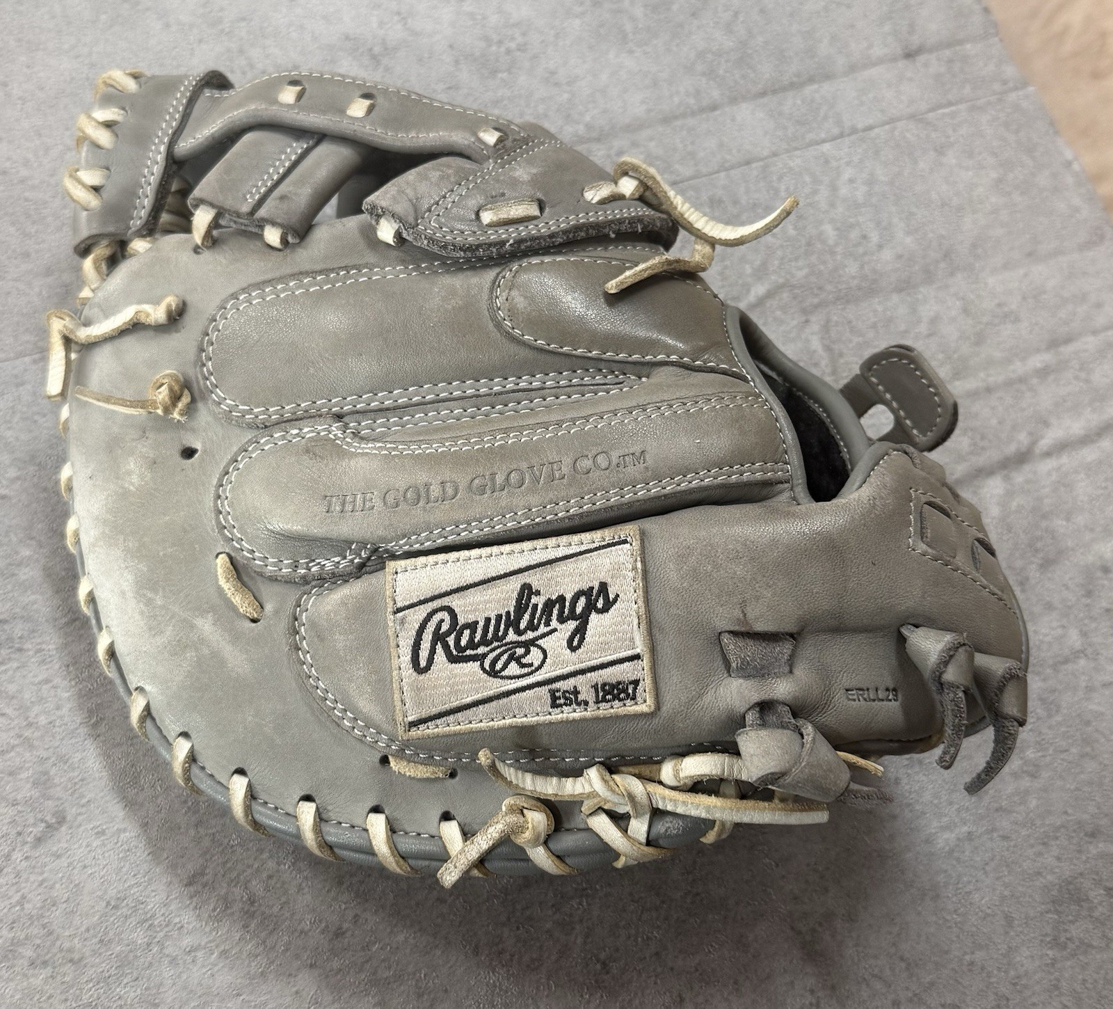 Rawlings Gold Glove Elite GGEFPCM33HGW 33