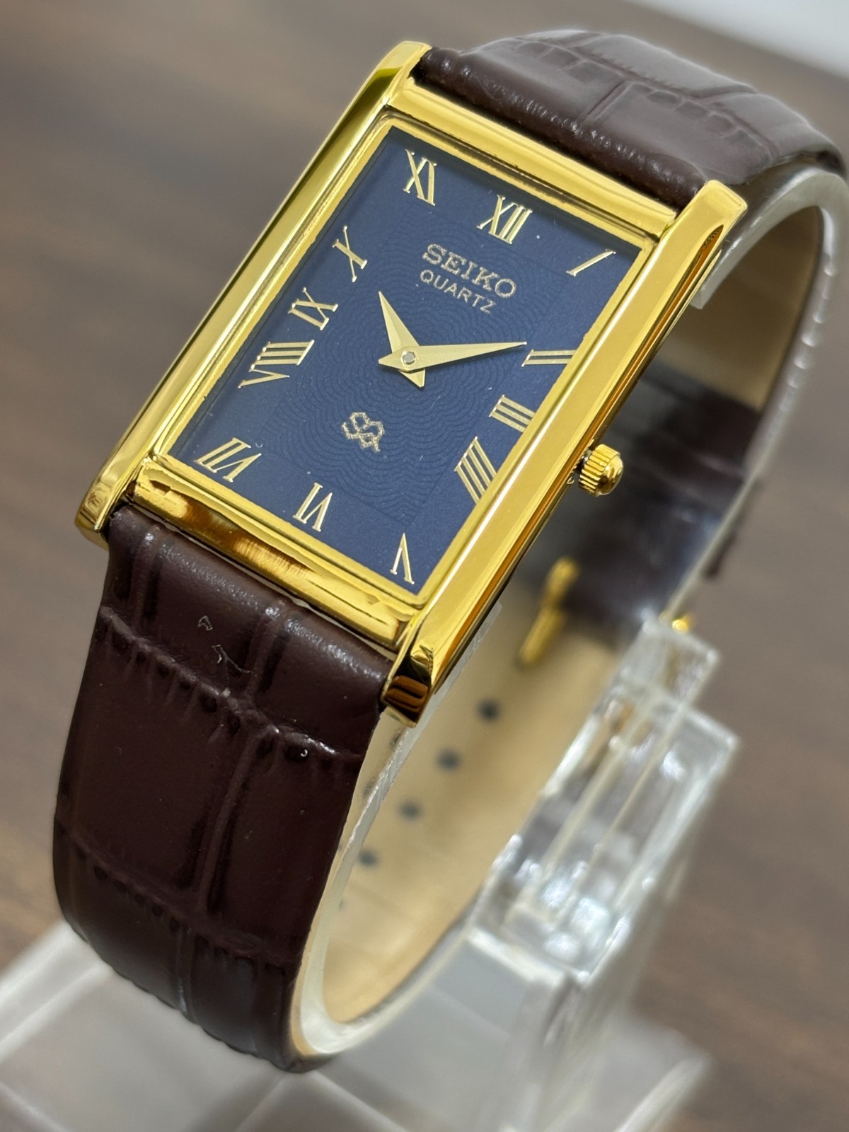 Vintage Refurbished Seiko Slim Tank Men's Roman Dial Wrist Watch