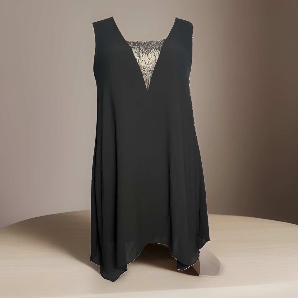 BCBGMAXAZRIA Alie Black Lace Inset Shift Dress Sleeveless Handkerchief Hem M