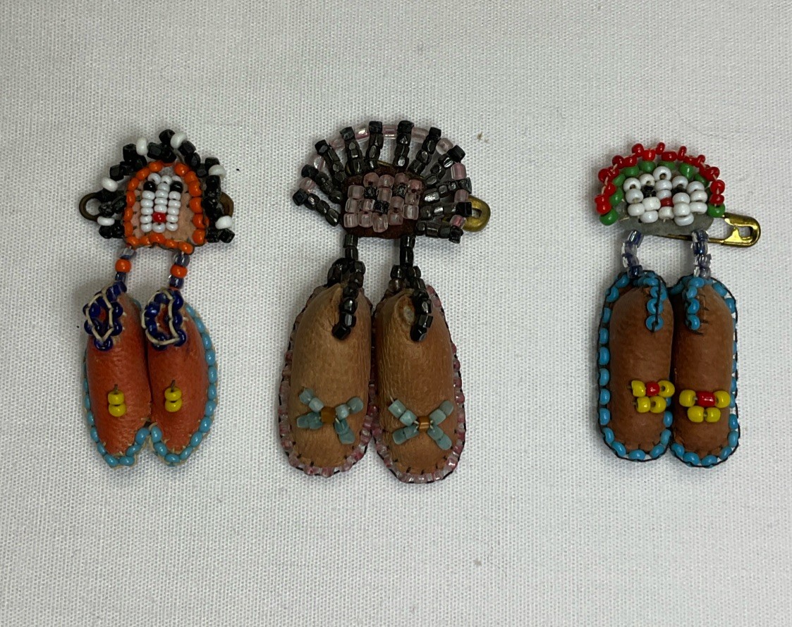Vintage Native American Miniature Seed Bead Souvenir Moccasins Pins - Lot of 3