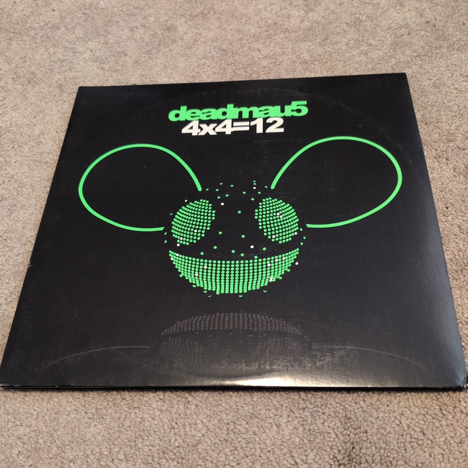Deadmau5 4x4=12 Rare 2011 Gatefold 2LP Pressing - Black Vinyl Deadmau5 4x4=12 Rare 2011 Gatefold 2LP Pressing - Black Vinyl