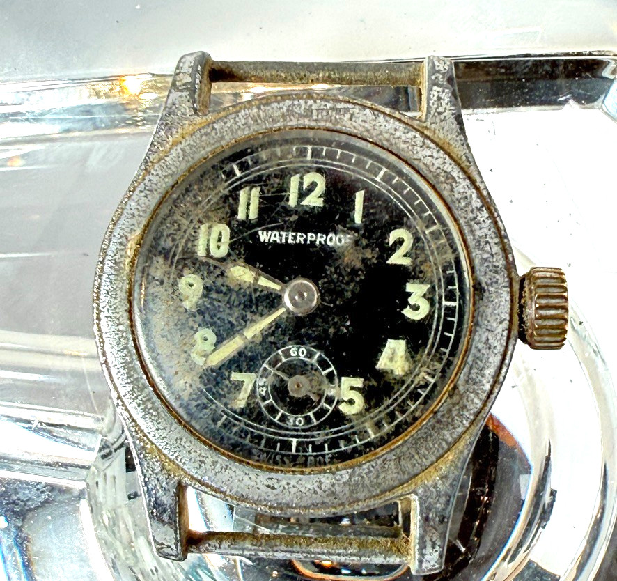 Vintage Military WW2 Black Dial Swiss Mechanical Watch FOR PARTS / REPAIR