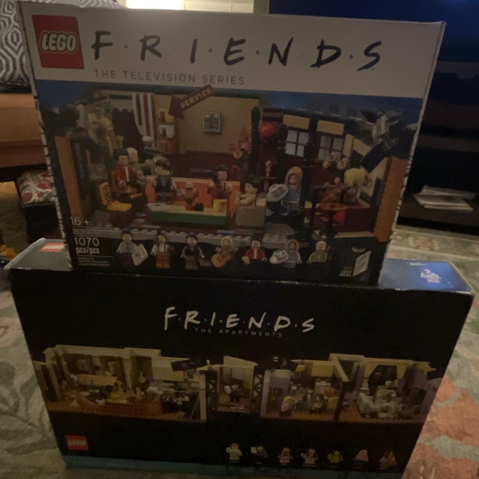 LEGO Ideas FRIENDS: CENTRAL PERK 21319 and THE APARTMENTS 10292 BRAND NEW SEALED LEGO Ideas FRIENDS: CENTRAL PERK 21319 and THE APARTMENTS 10292 BRAND NEW SEALED
