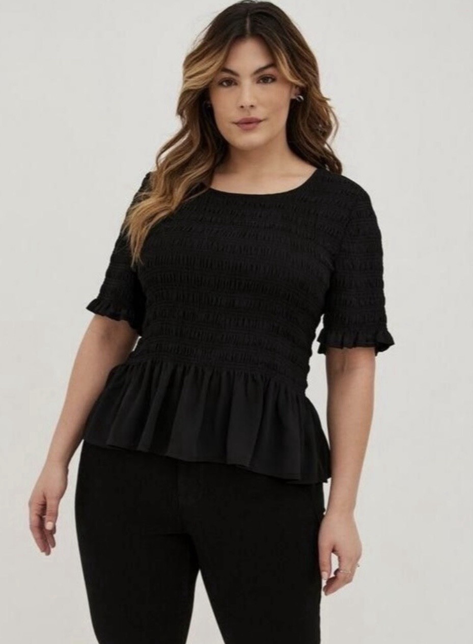 Torrid Size 2X Black Peplum Chiffon Smocked Top Short Sleeve G35